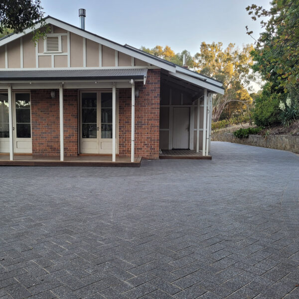 Honed Traditional Pavers - Charcoal (Sealed)
